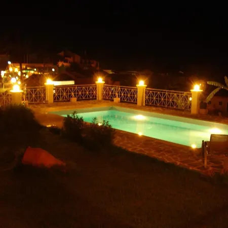 Grecia لياباديس