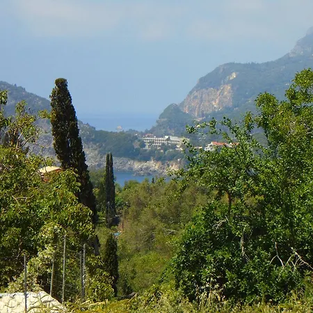 فيلة Grecia